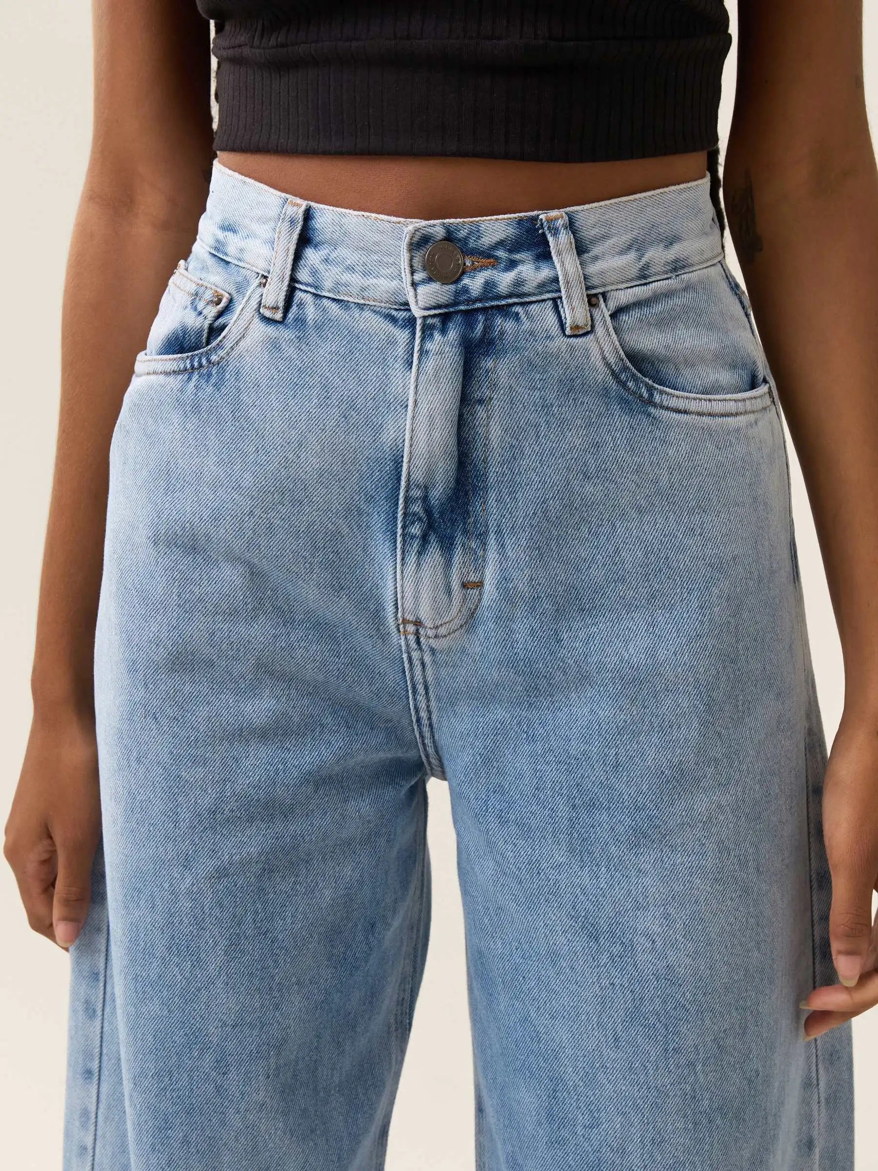 Calça Jeans Wide Leg Buriti Azul Claro