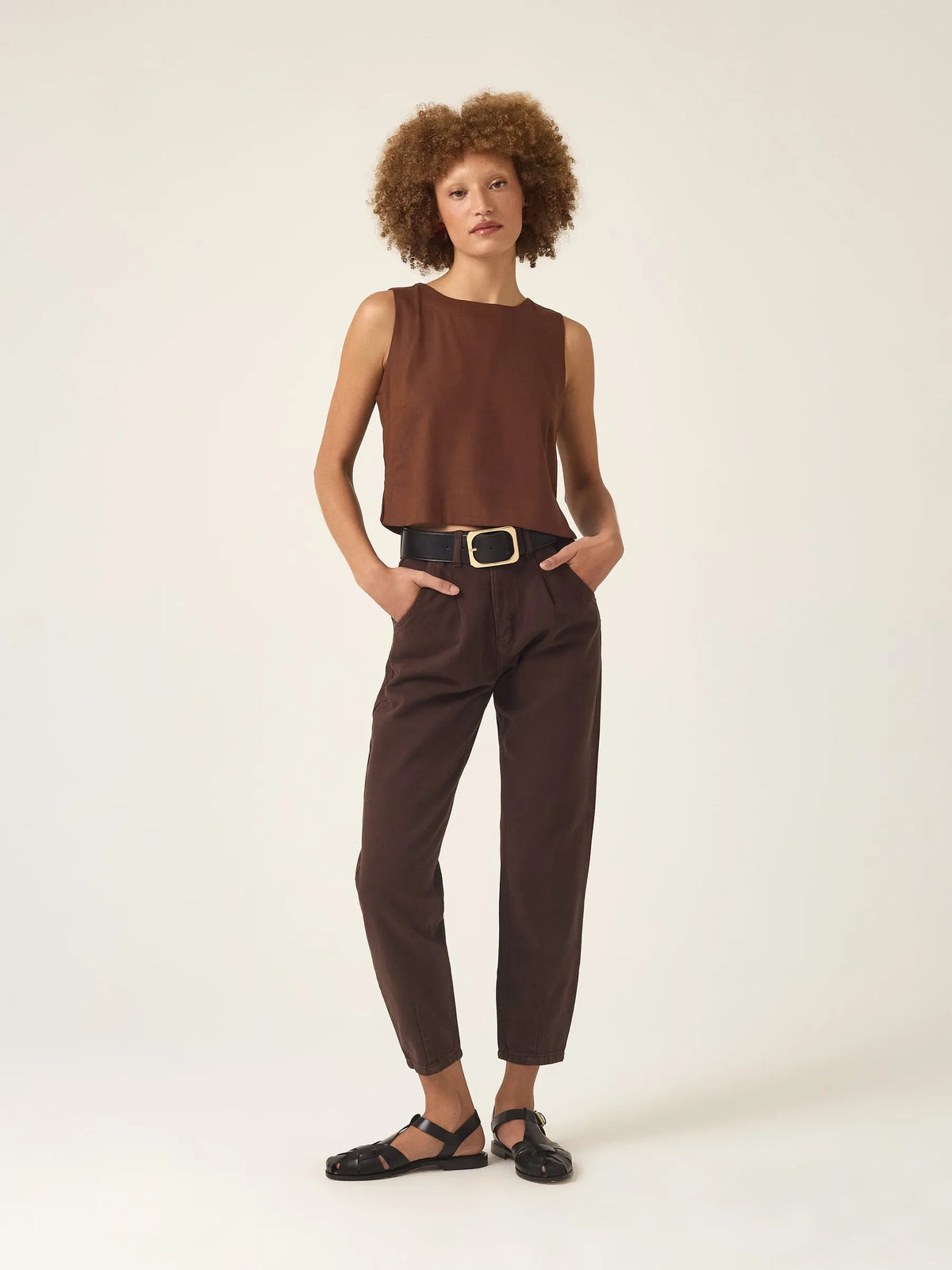 Calça Jeans Slouchy Cacau Marrom Escuro