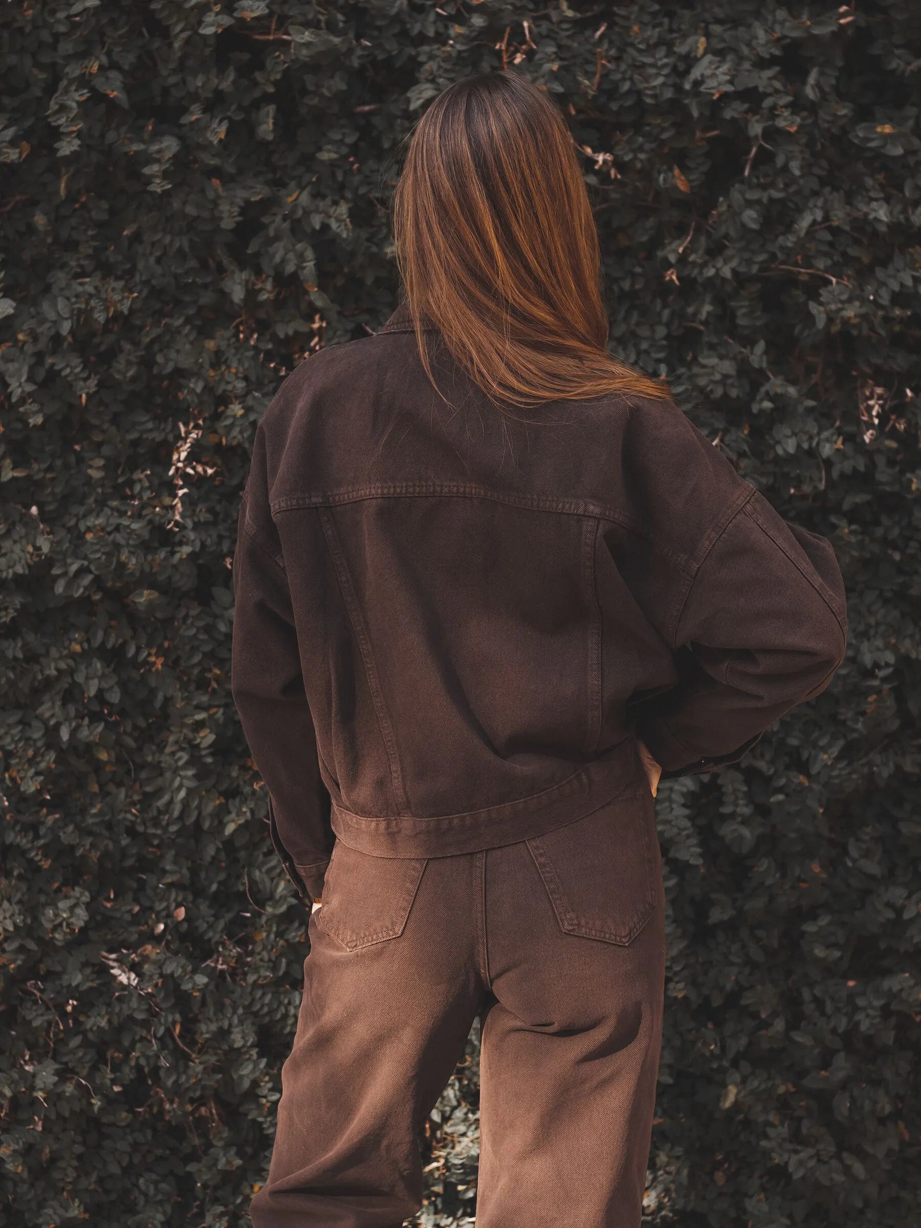 Jaqueta Jeans Oversized Andiroba Marrom Escuro