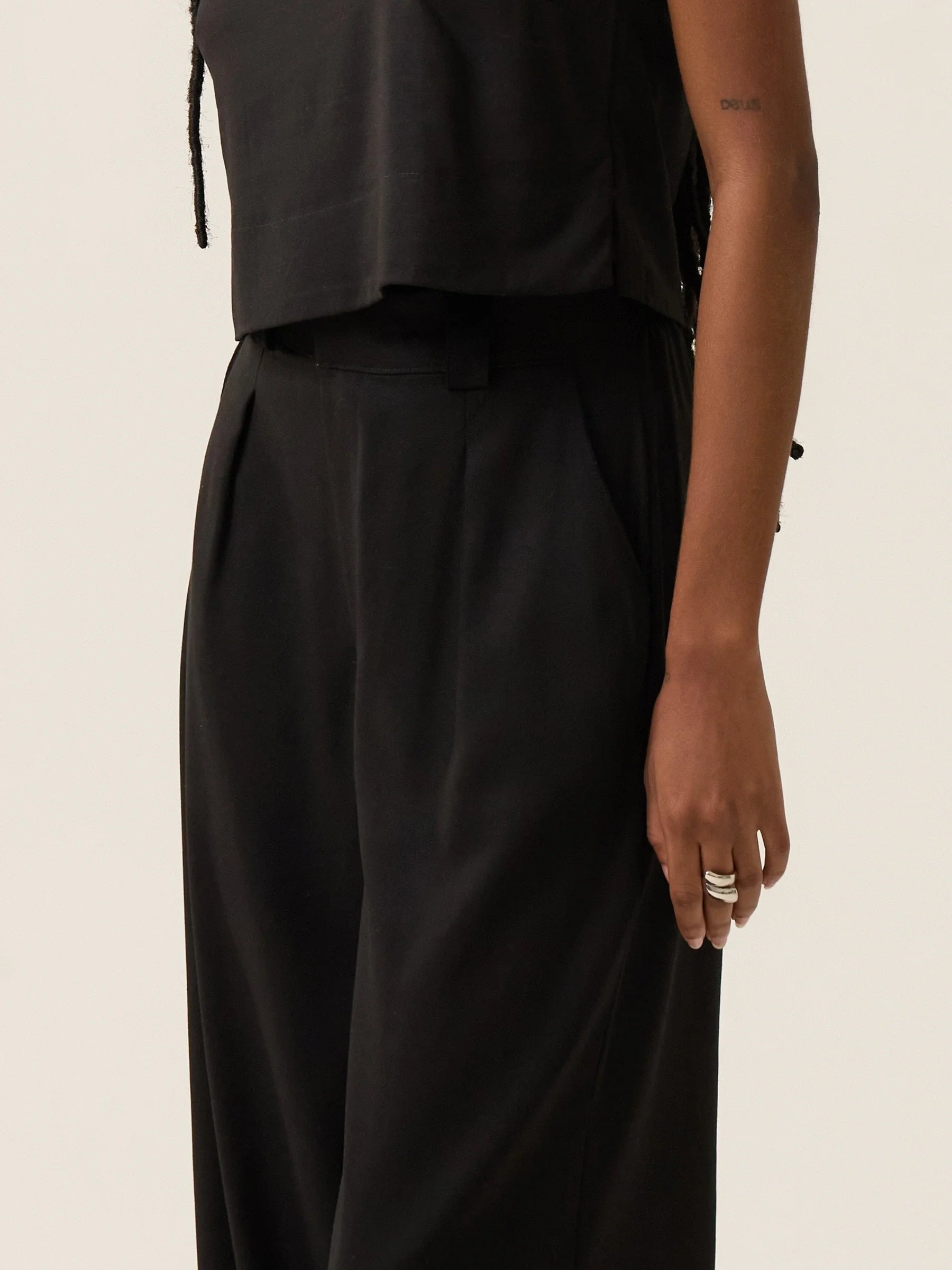 Calça Pantalona Graviola Preta