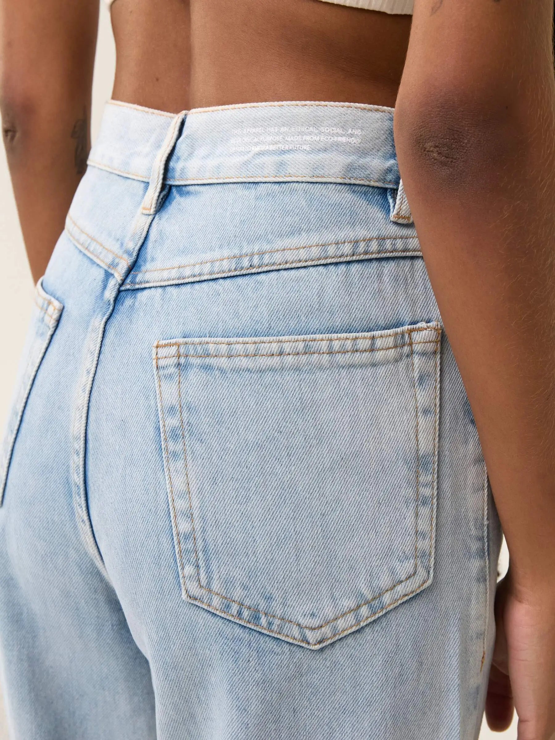 Calça Jeans Reta Araçá Azul Claro