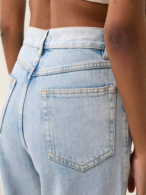 Calça Jeans Reta Araçá Azul Claro