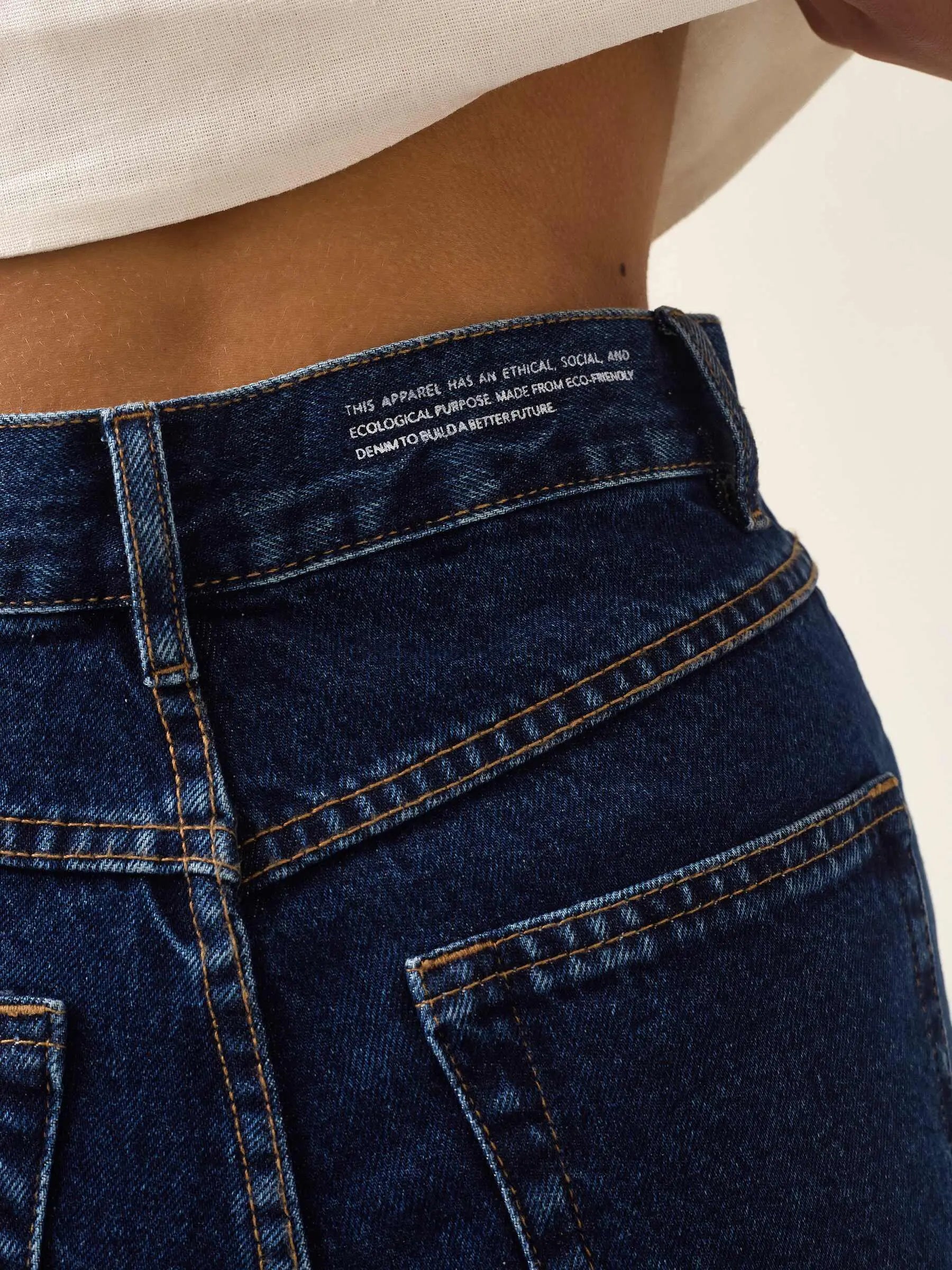 Calça Jeans Reta Araçá Azul Escuro