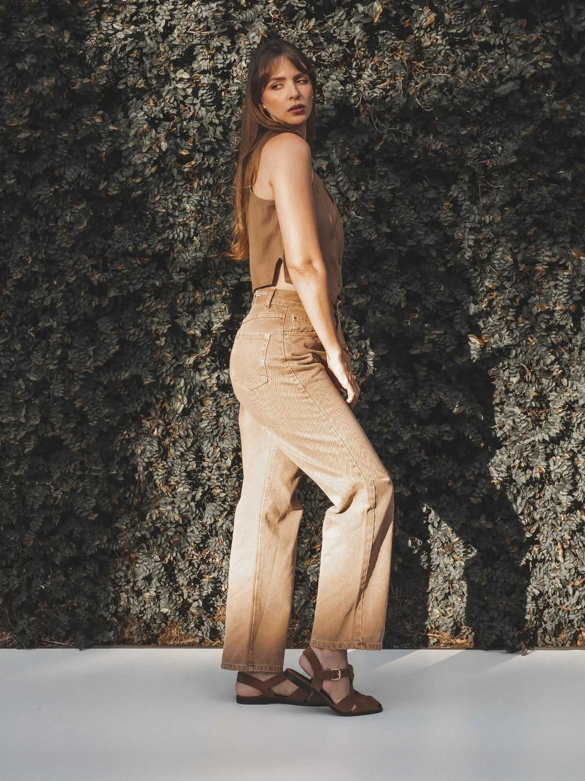 Calça Jeans Reta Araçá Marrom Claro