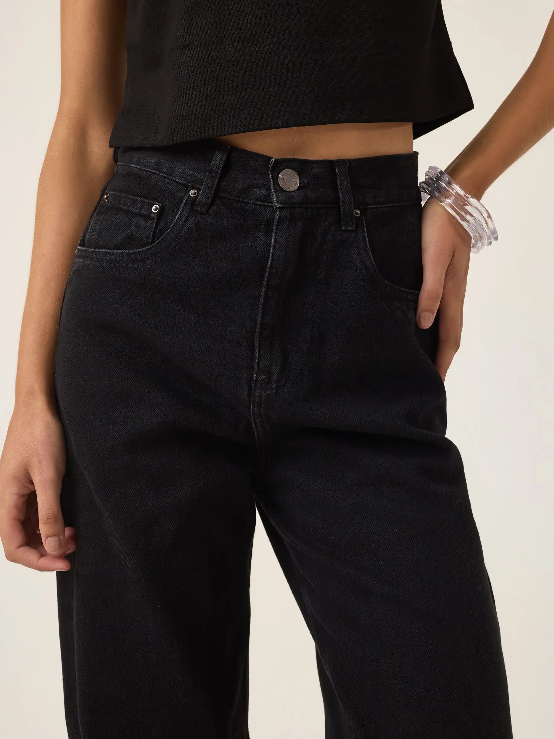 Calça Jeans Reta Araçá Preta