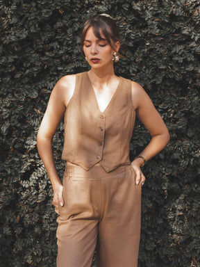 Colete Calêndula Marrom Claro