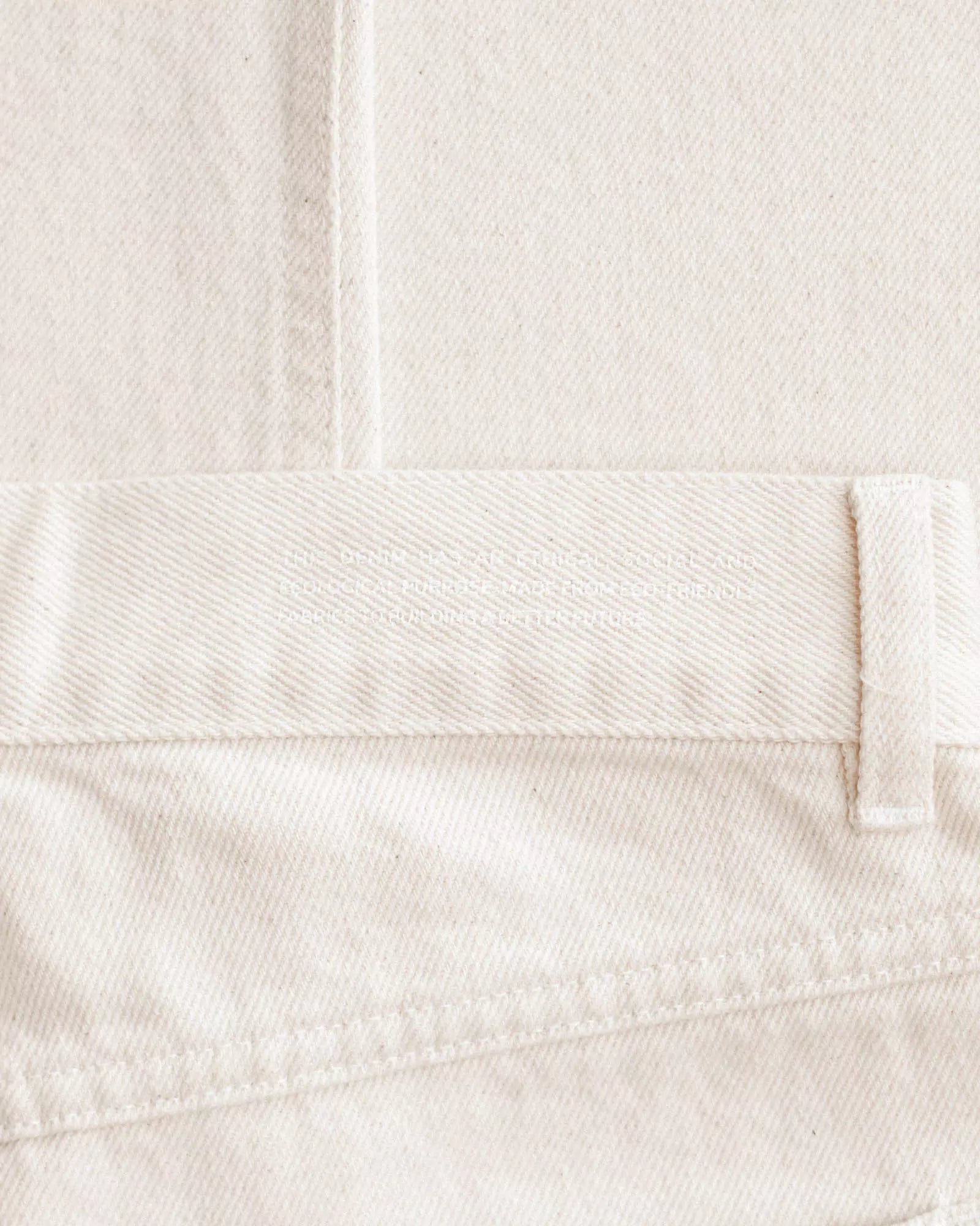 Calça Jeans Reta Araçá Bege