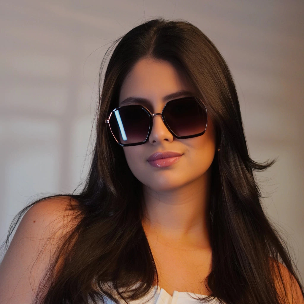 Óculos de Sol Feminino Quadrado Cereja